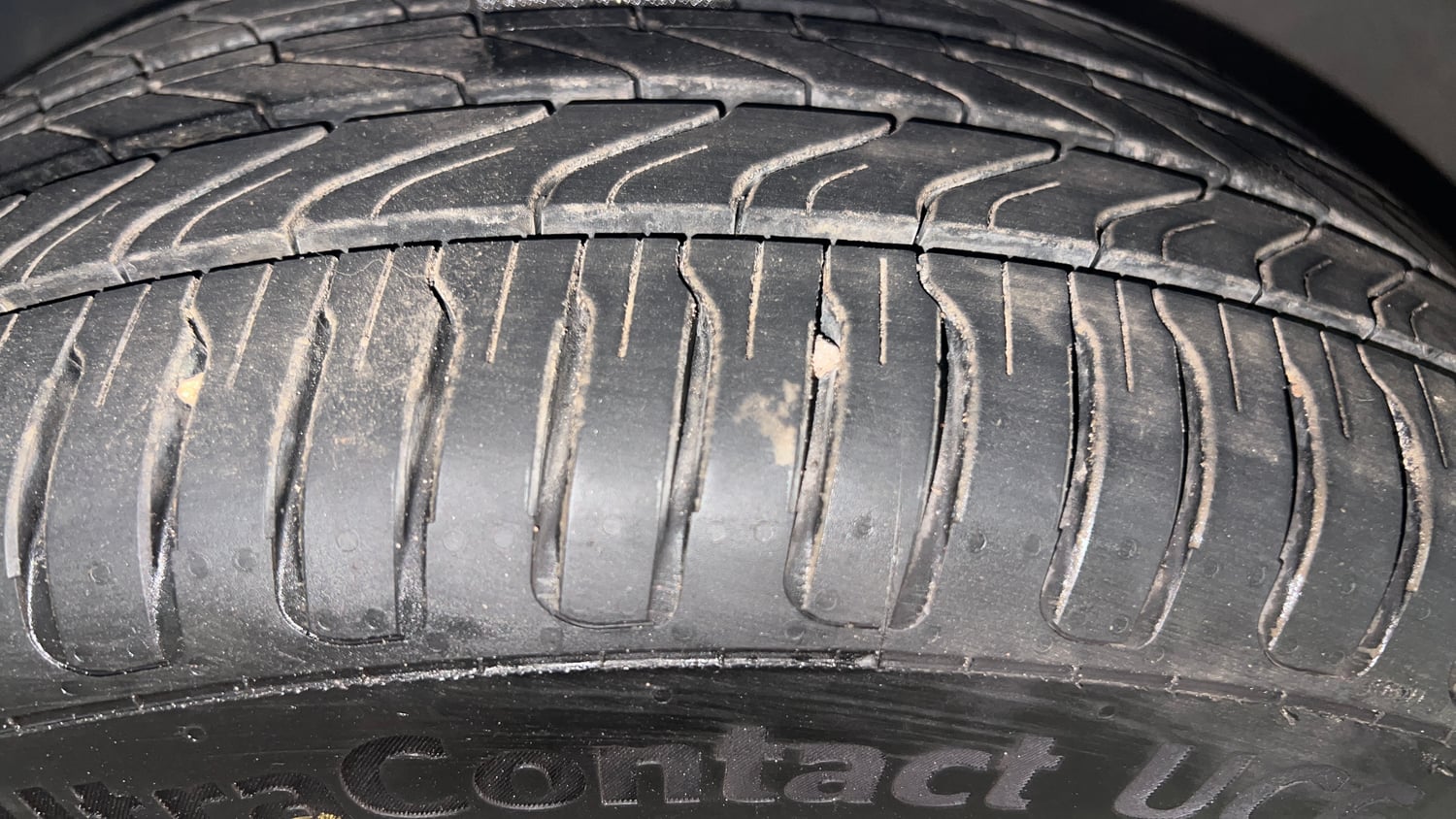 Used 2024 Skoda Slavia Style 1.5L TSI DSG Petrol Automatic tyres RIGHT FRONT TYRE TREAD VIEW
