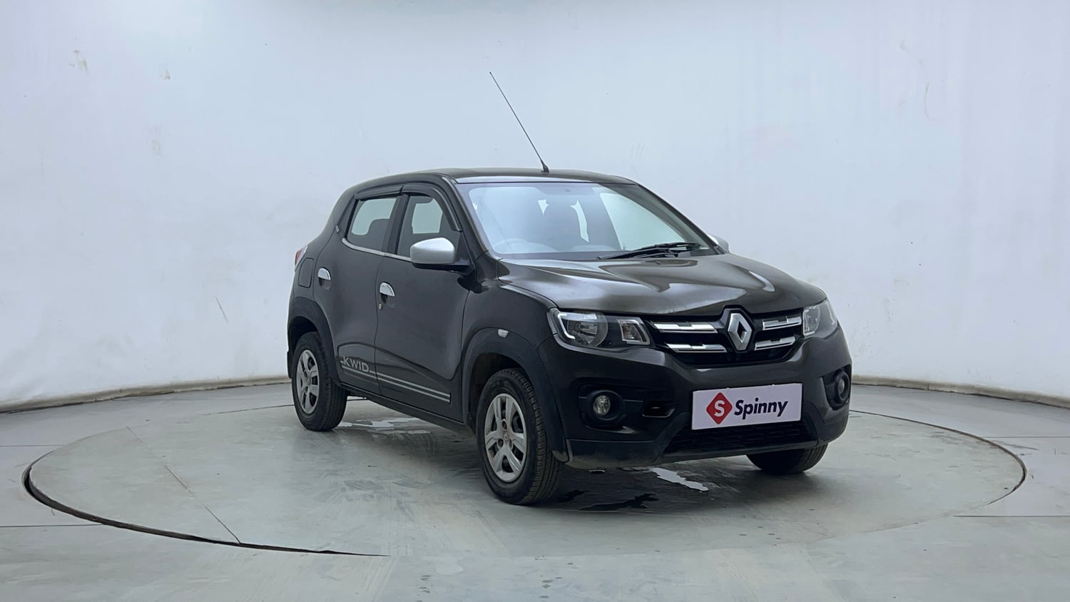 Used 2019 Renault Kwid 1.0 RXT AMT Opt Petrol Automatic exterior FRONT VIEW