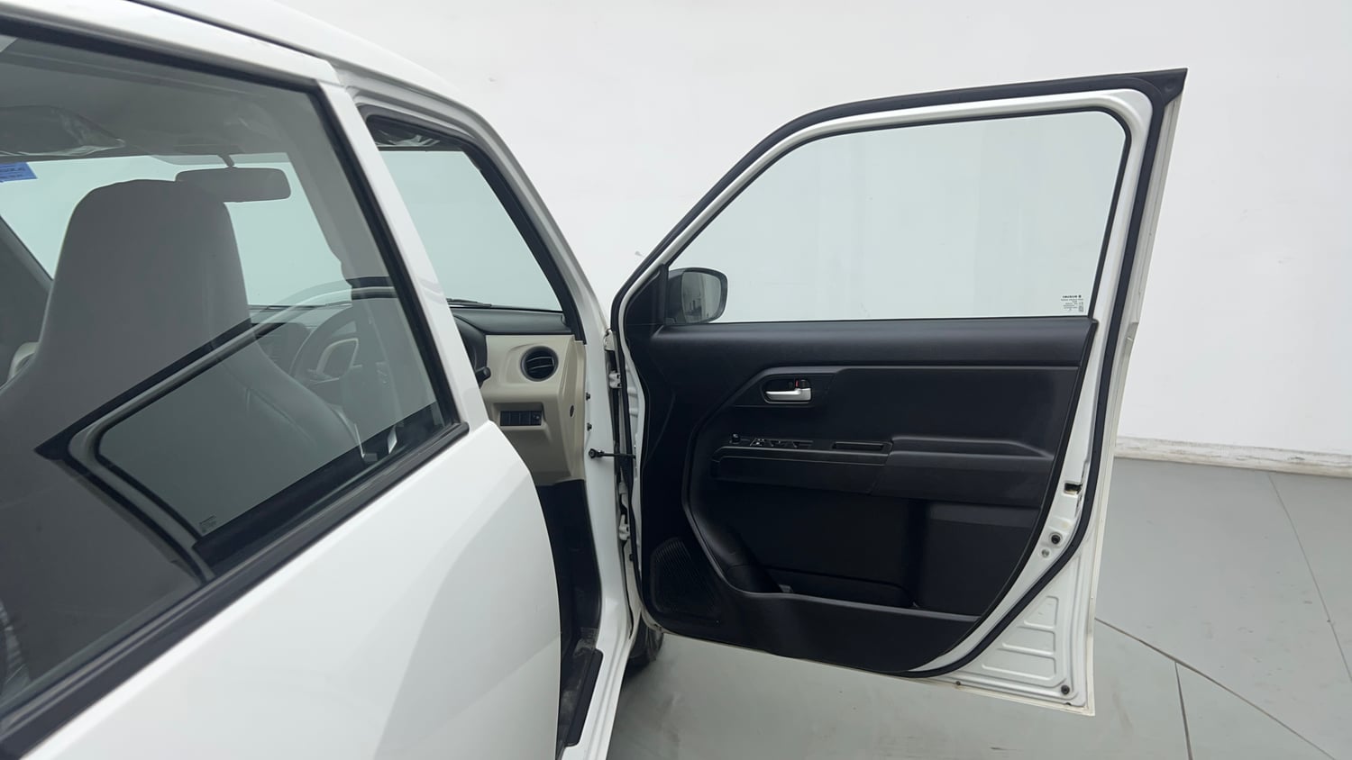 Used 2020 Maruti Suzuki Wagon R 1.0 VXi 1.0 AMT Petrol Automatic interior RIGHT FRONT DOOR OPEN VIEW