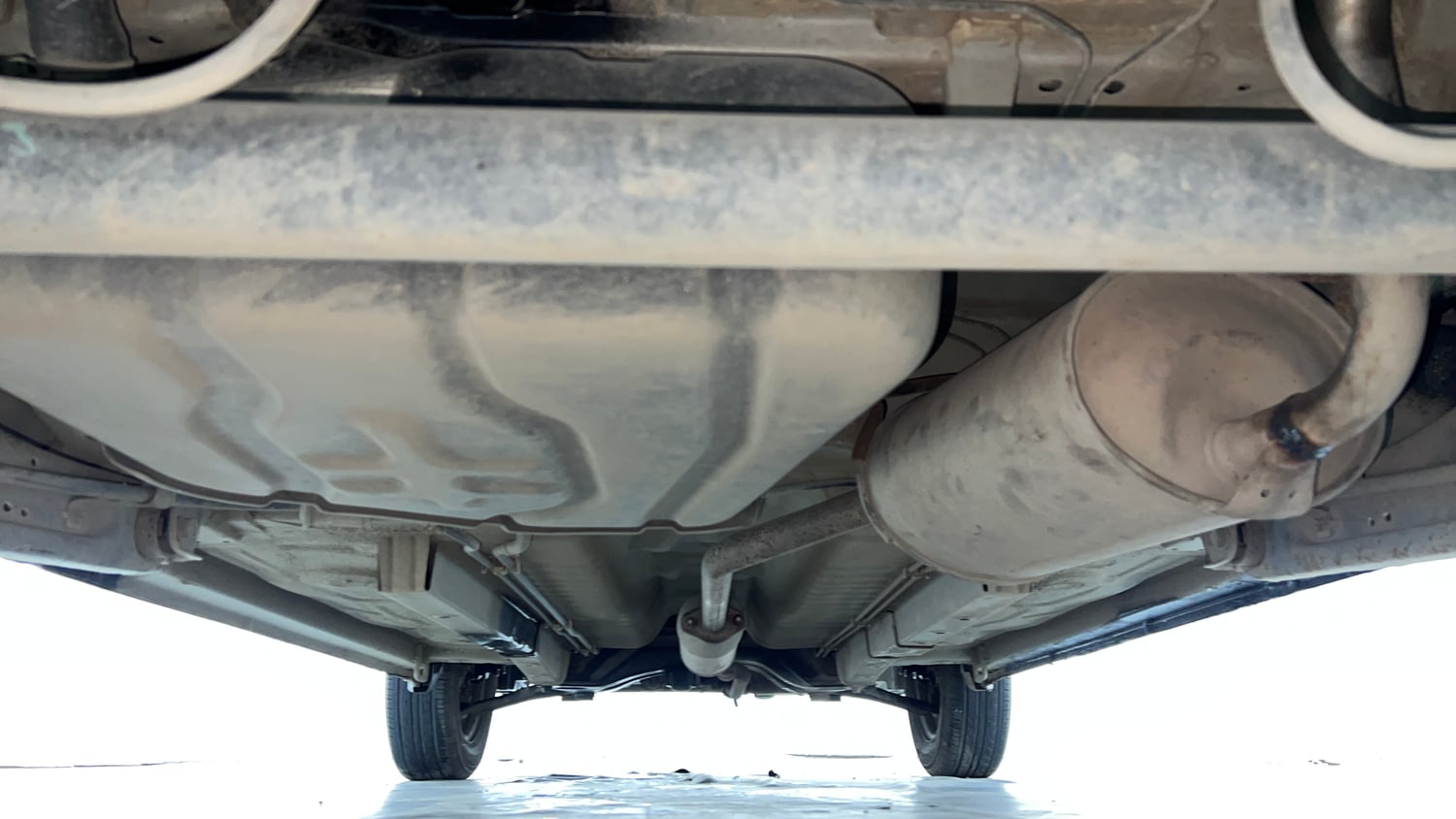 Used 2016 Maruti Suzuki Wagon R 1.0 VXI AMT Petrol Automatic extra REAR UNDERBODY VIEW (TAKEN FROM REAR)