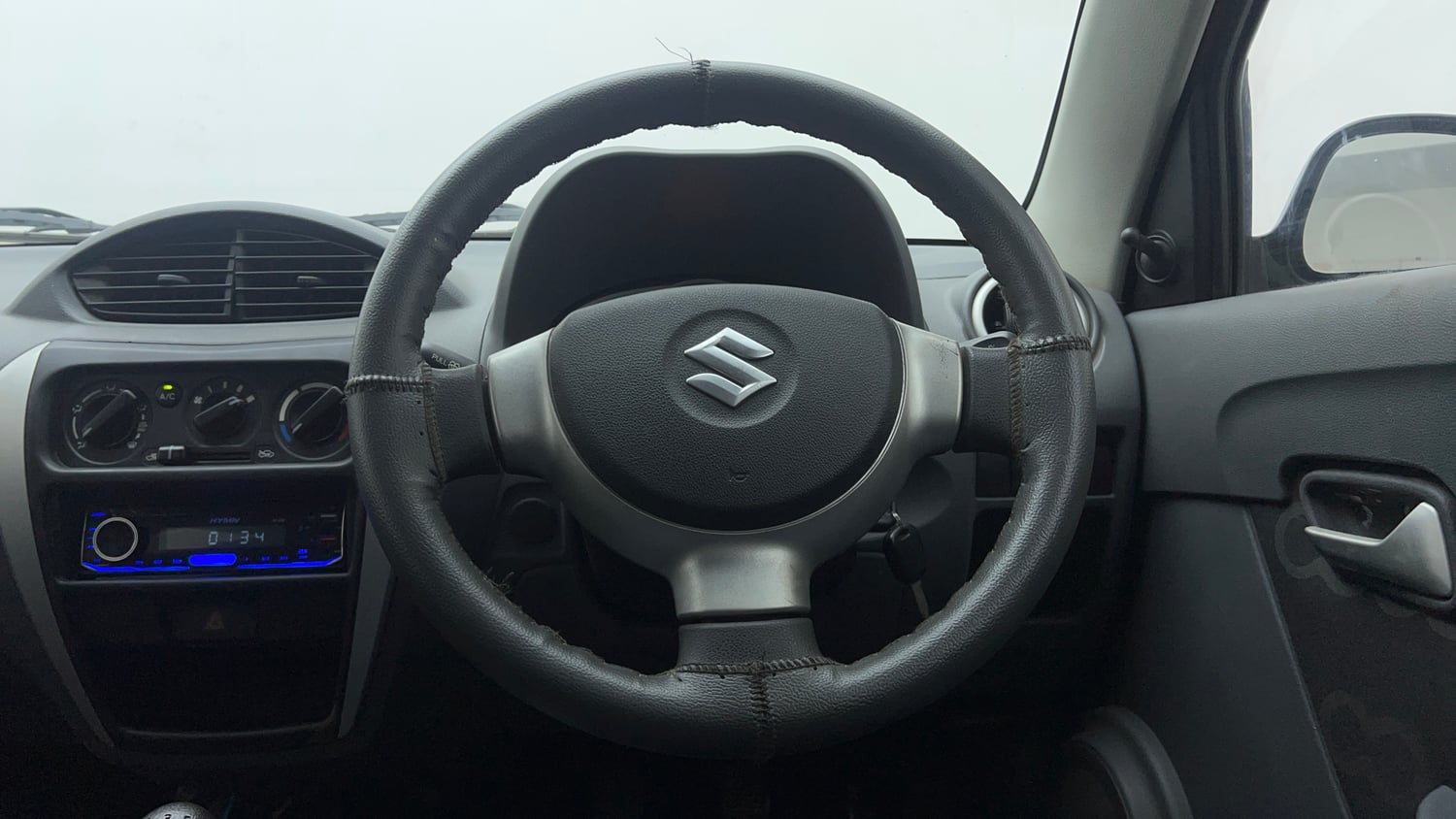 Used 2013 Maruti Suzuki Alto 800 Lxi Petrol Manual interior STEERING VIEW