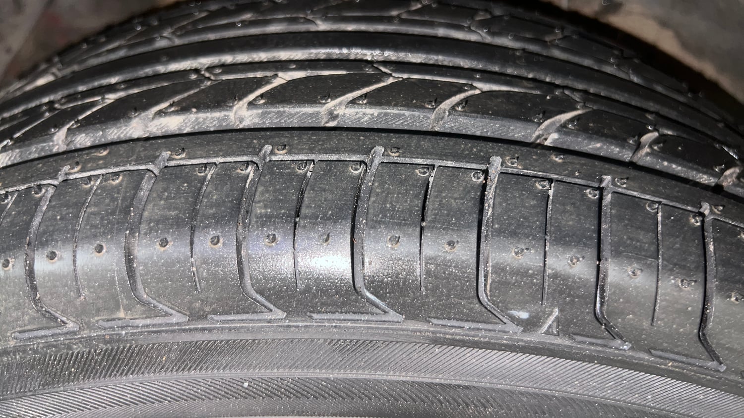 Used 2016 Hyundai Elite i20 Asta 1.2 Petrol Manual tyres RIGHT REAR TYRE TREAD VIEW