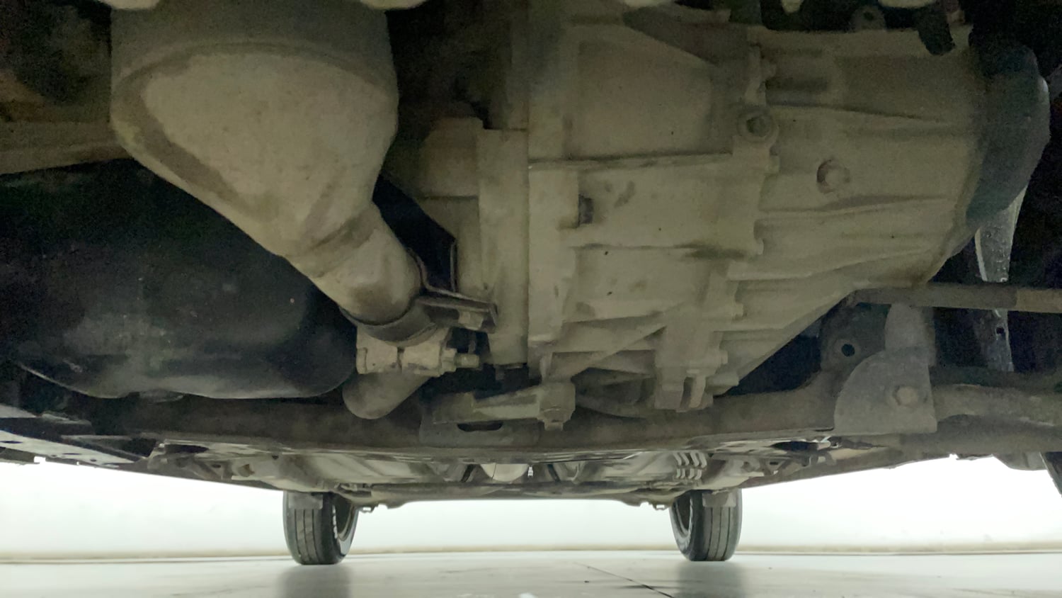 Used 2017 Maruti Suzuki Baleno Delta 1.3 Diesel Manual extra FRONT LEFT UNDERBODY VIEW