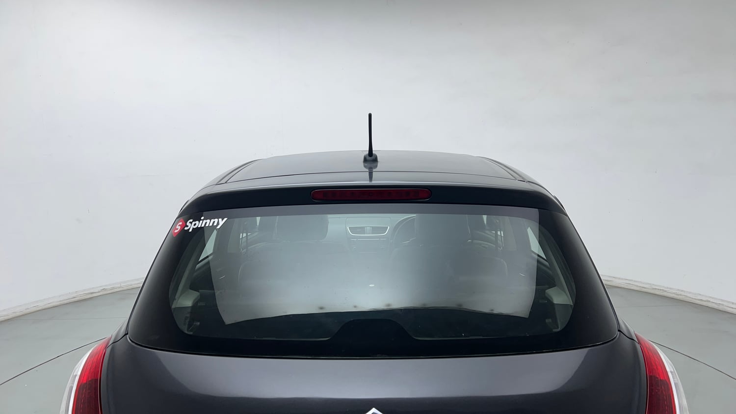 Used 2016 Maruti Suzuki Swift VXi Petrol Manual exterior BACK WINDSHIELD VIEW