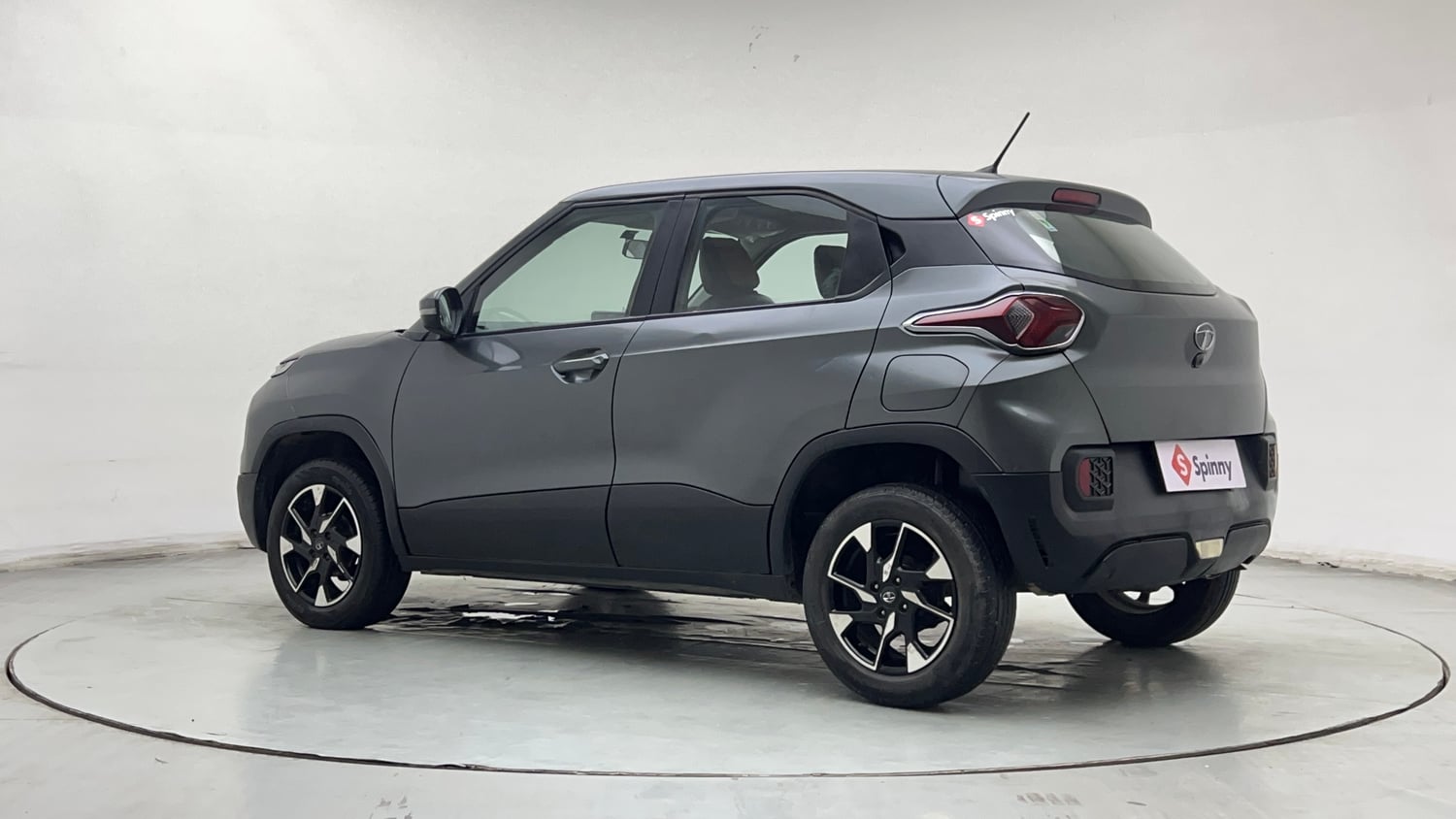 Used 2023 Tata Punch Accomplished Dazzle Pack MT Petrol Manual exterior LEFT REAR CORNER VIEW