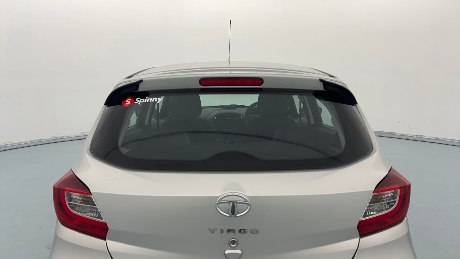 Used 2020 Tata Tiago XT Petrol Manual exterior BACK WINDSHIELD VIEW
