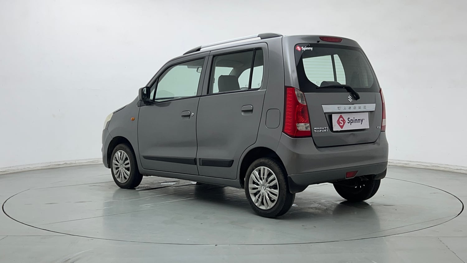 Used 2013 Maruti Suzuki Wagon R VXI Petrol Manual exterior LEFT REAR CORNER VIEW