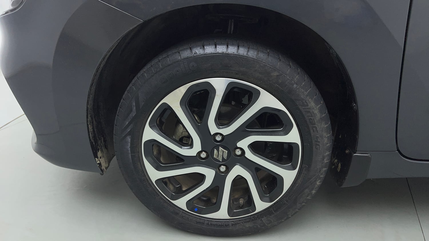 Used 2023 Maruti Suzuki Baleno Alpha MT Petrol Manual tyres LEFT FRONT TYRE RIM VIEW