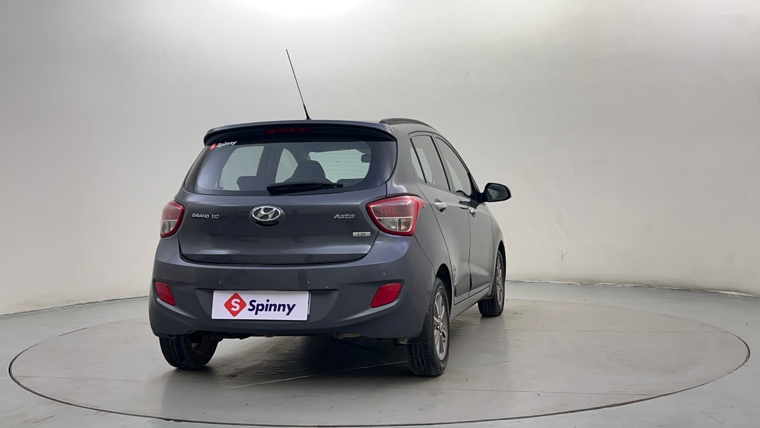 Used 2015 Hyundai Grand i10 Asta 1.2 Kappa VTVT Petrol Manual exterior RIGHT REAR CORNER VIEW