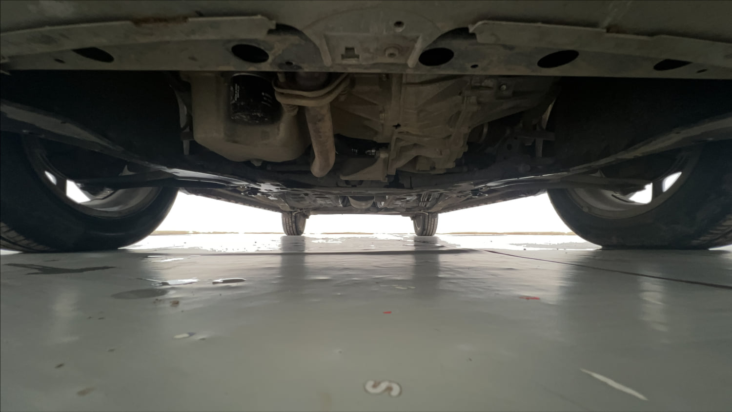 Used 2024 Maruti Suzuki Ignis Zeta 1.2 AMT Petrol Automatic extra FRONT LEFT UNDERBODY VIEW