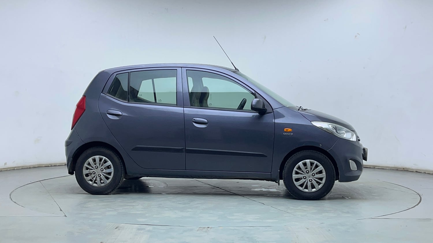 Used 2014 Hyundai i10 Sportz 1.1 iRDE2 Petrol Manual exterior RIGHT SIDE VIEW