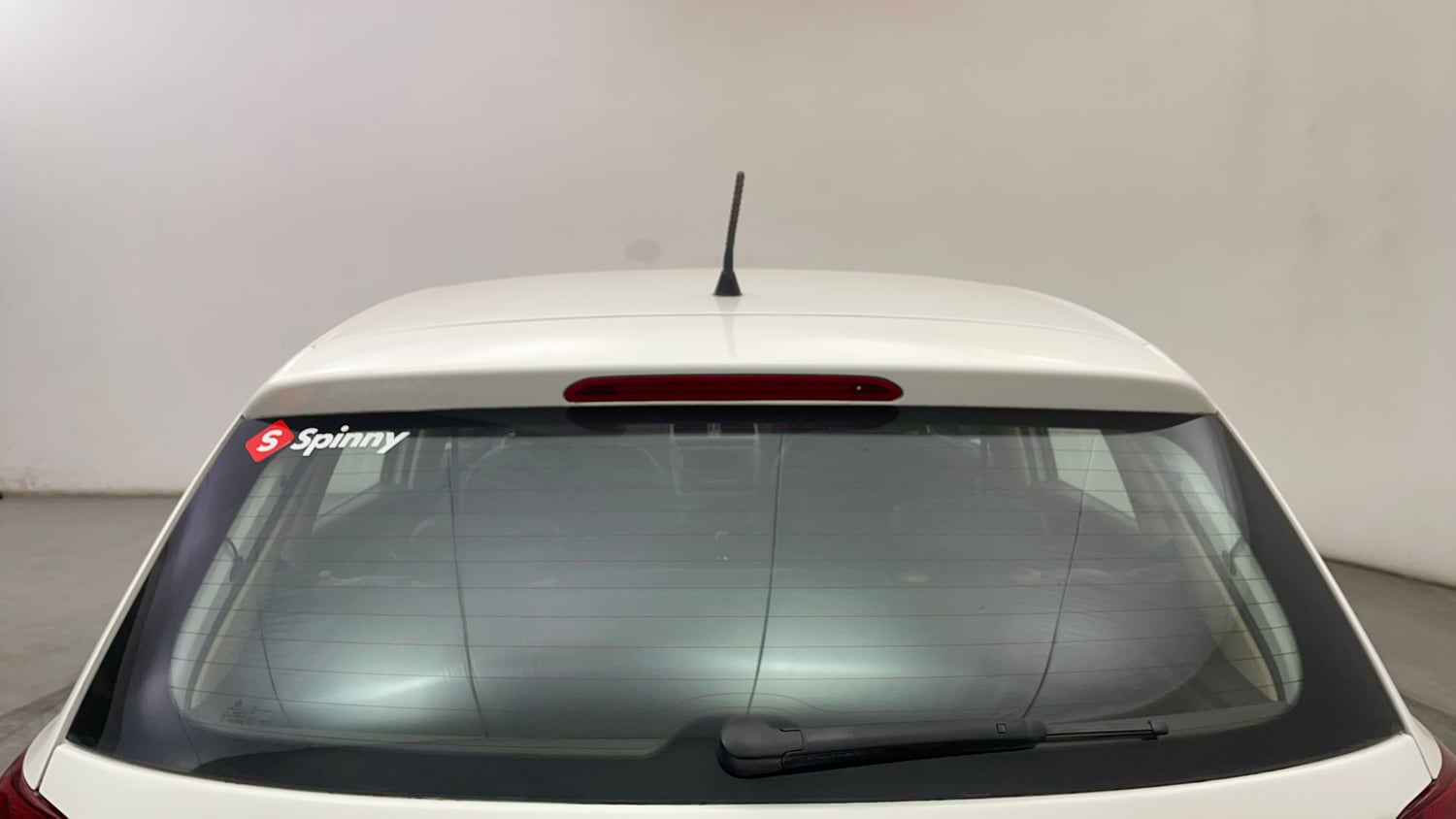 Used 2016 Volkswagen Polo Highline1.2L (P) Petrol Manual exterior BACK WINDSHIELD VIEW