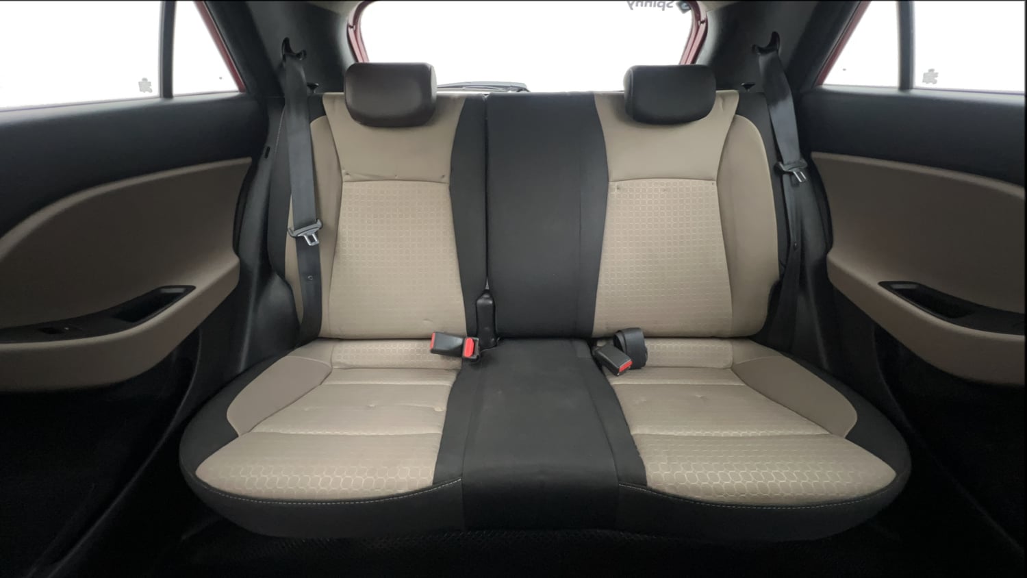 Used 2015 Hyundai Elite i20 Asta 1.2 Petrol Manual interior REAR SEAT CONDITION VIEW