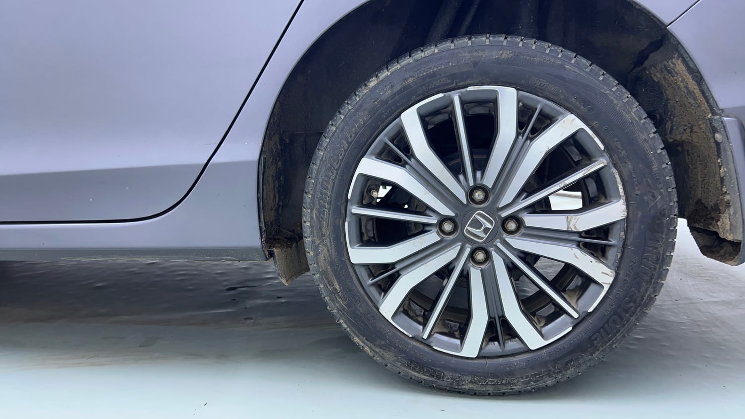 Used 2018 Honda City ZX CVT Petrol Petrol Automatic tyres LEFT REAR TYRE RIM VIEW