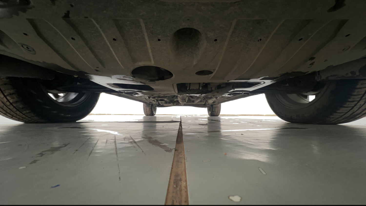 Used 2023 Hyundai Creta SX (O) 1.5 Diesel Automatic knight Diesel Automatic extra FRONT LEFT UNDERBODY VIEW