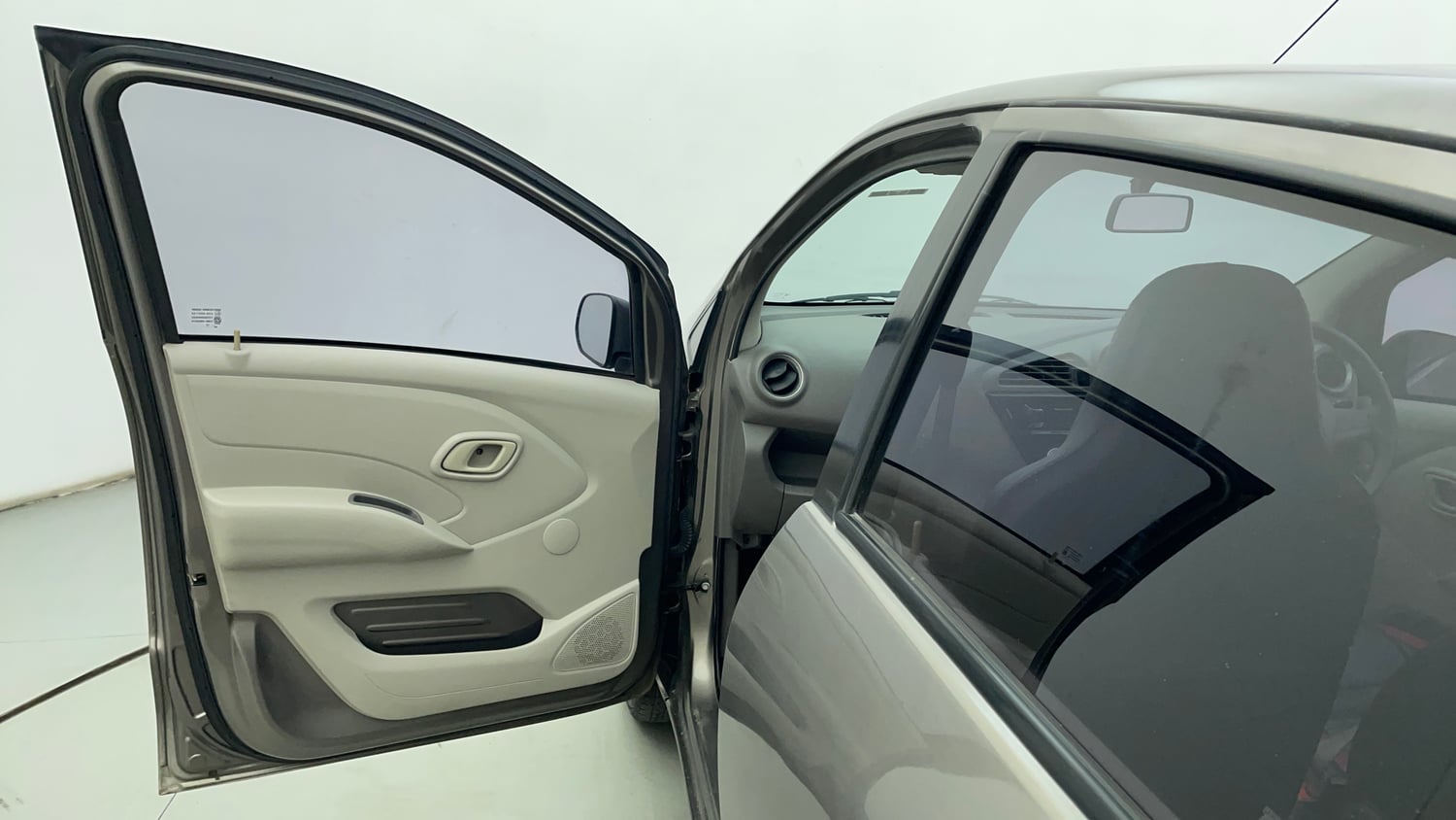 Used 2016 Datsun Redi-GO T (O) Petrol Manual interior LEFT FRONT DOOR OPEN VIEW
