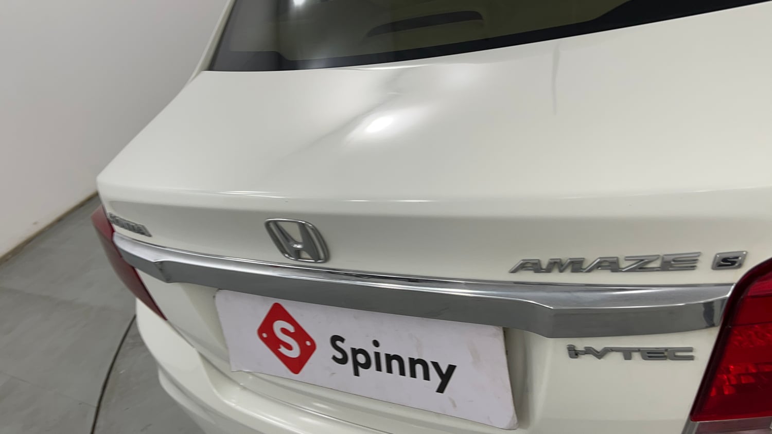 Used 2014 Honda Amaze 1.2 S i-VTEC Petrol Manual dents MINOR SCRATCH