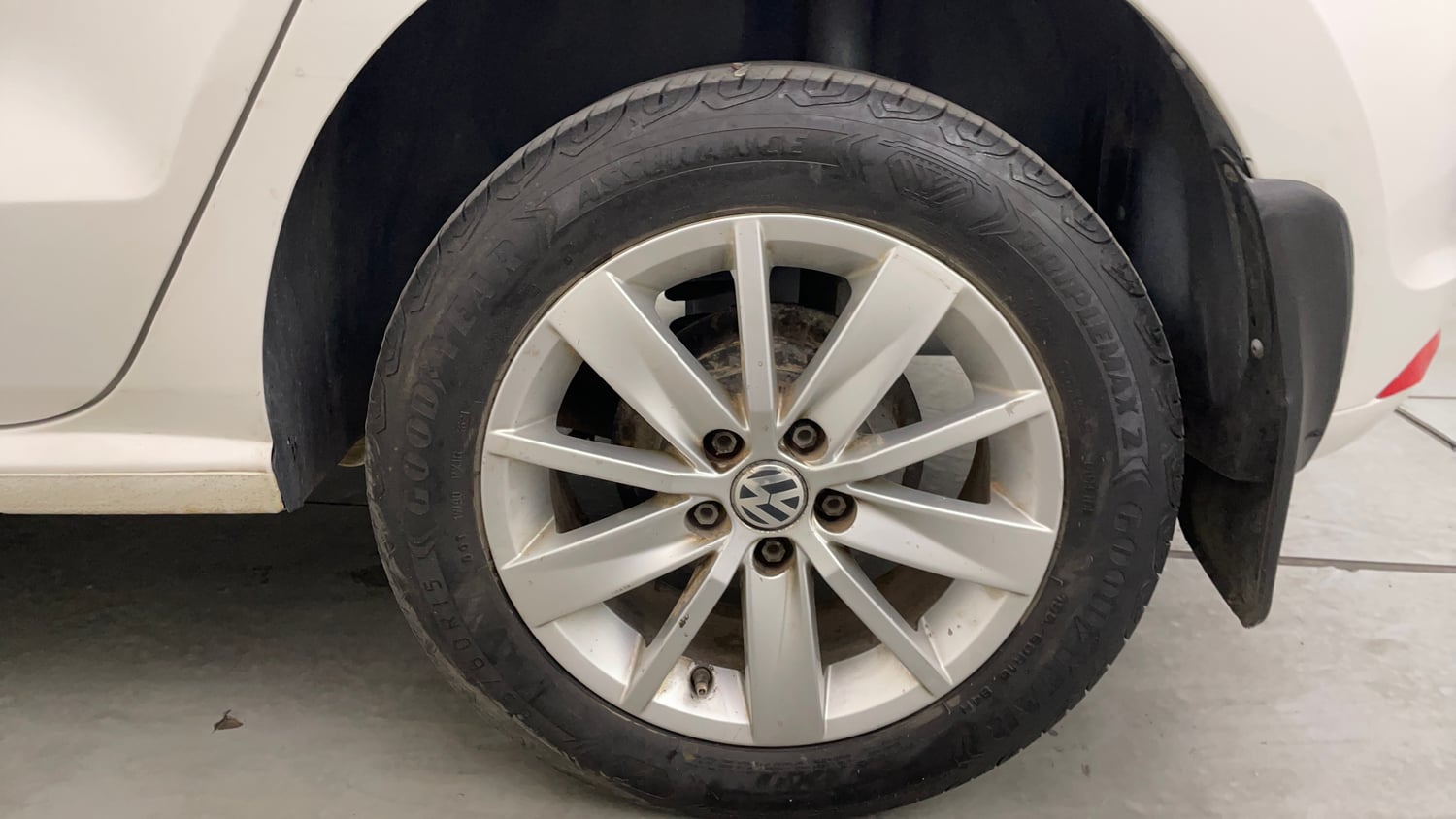 Used 2016 Volkswagen Polo Highline1.2L (P) Petrol Manual tyres LEFT REAR TYRE RIM VIEW