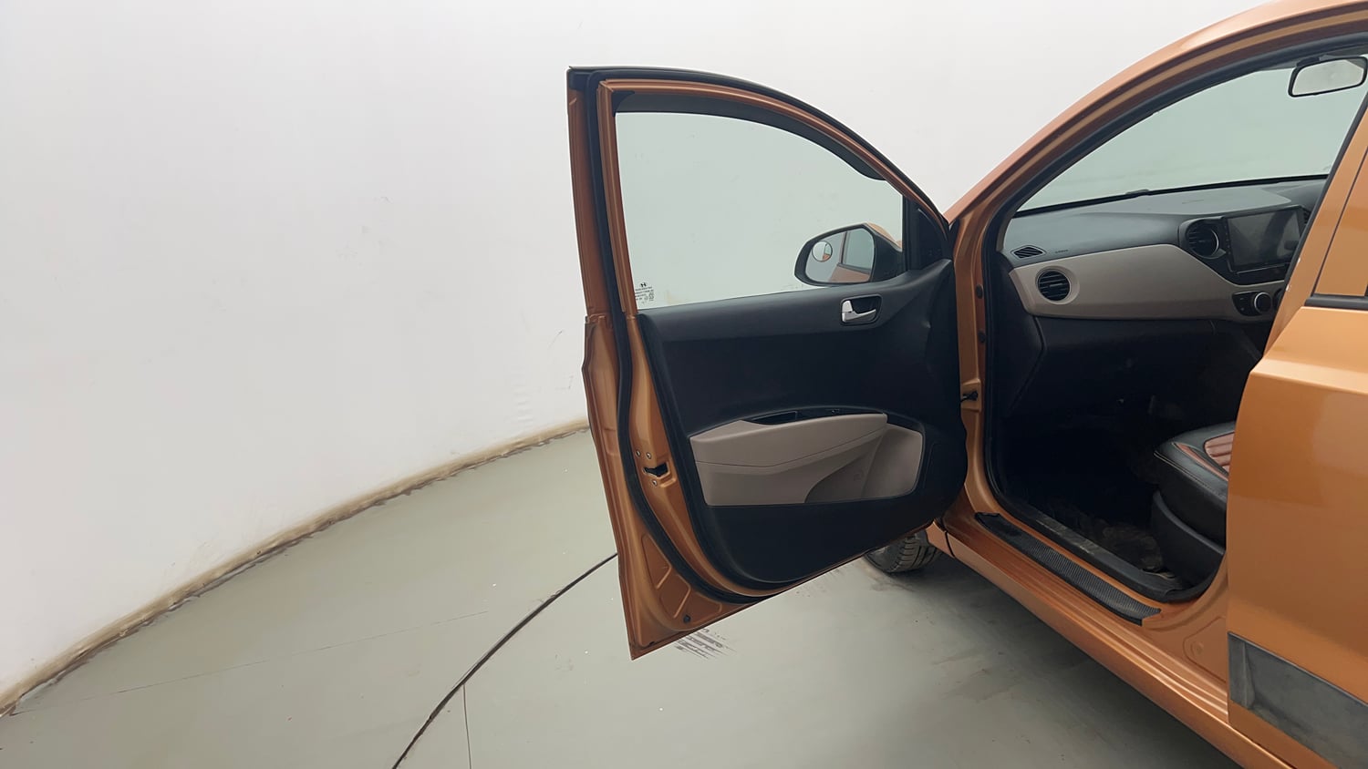Used 2018 Hyundai Grand i10 Sportz 1.2 Kappa VTVT Petrol Manual interior LEFT FRONT DOOR OPEN VIEW