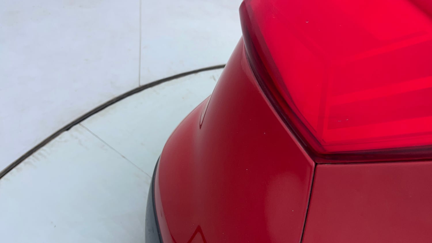 Used 2021 Maruti Suzuki Vitara Brezza ZXi AT SHVS Petrol Automatic dents MINOR DENT