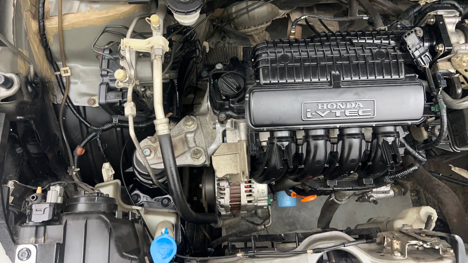 Used 2019 Honda Amaze 1.2 S MT Petrol Petrol Manual engine ENGINE RIGHT SIDE VIEW