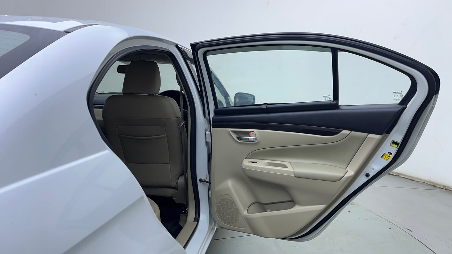 Used 2018 Maruti Suzuki Ciaz Alpha 1.4 AT Petrol Automatic interior RIGHT REAR DOOR OPEN VIEW
