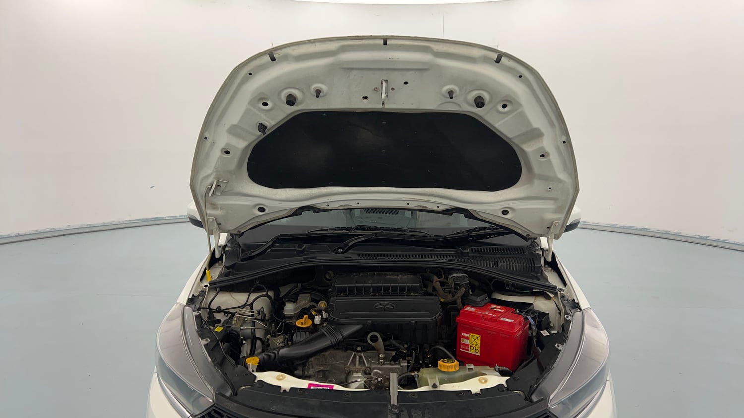 Used 2021 Tata Tiago XT Petrol Manual engine ENGINE & BONNET OPEN FRONT VIEW