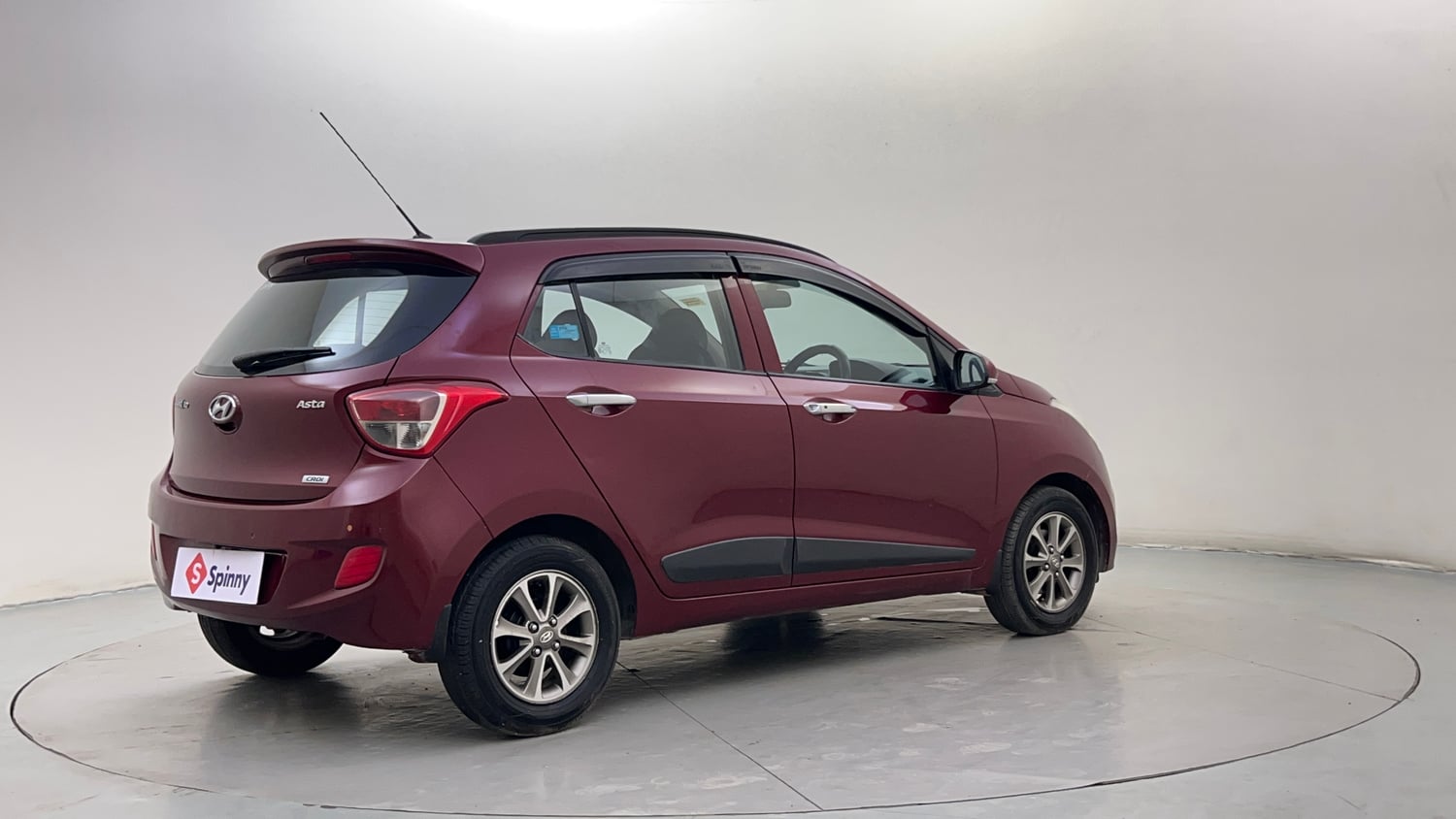 Used 2015 Hyundai Grand i10 Asta 1.1 CRDi (O) Diesel Manual exterior RIGHT REAR CORNER VIEW
