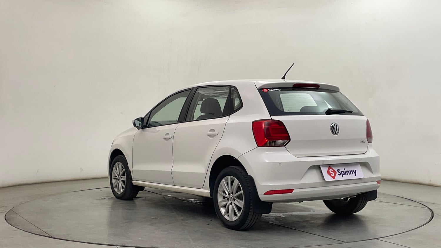 Used 2016 Volkswagen Polo Highline1.2L (P) Petrol Manual exterior LEFT REAR CORNER VIEW