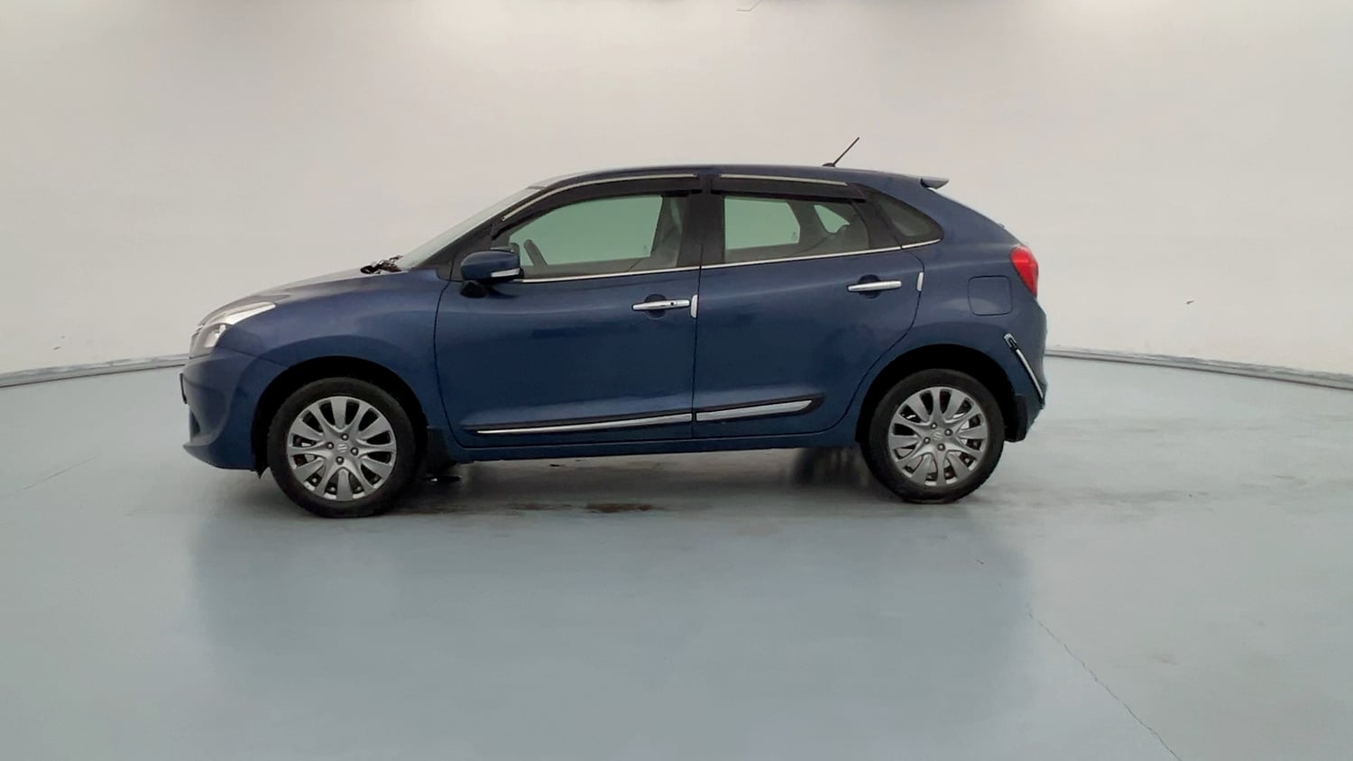 Used 2018 Maruti Suzuki Baleno Alpha 1.2 AT Petrol Automatic exterior LEFT SIDE VIEW