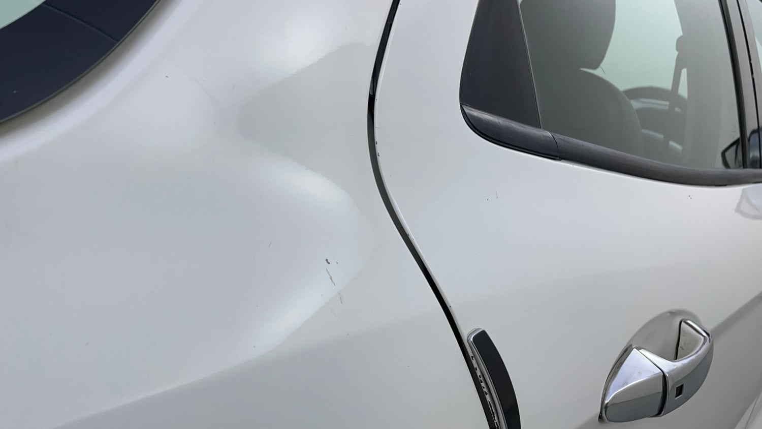 Used 2014 Ford EcoSport Trend 1.5 TDCi Diesel Manual dents MINOR SCRATCH