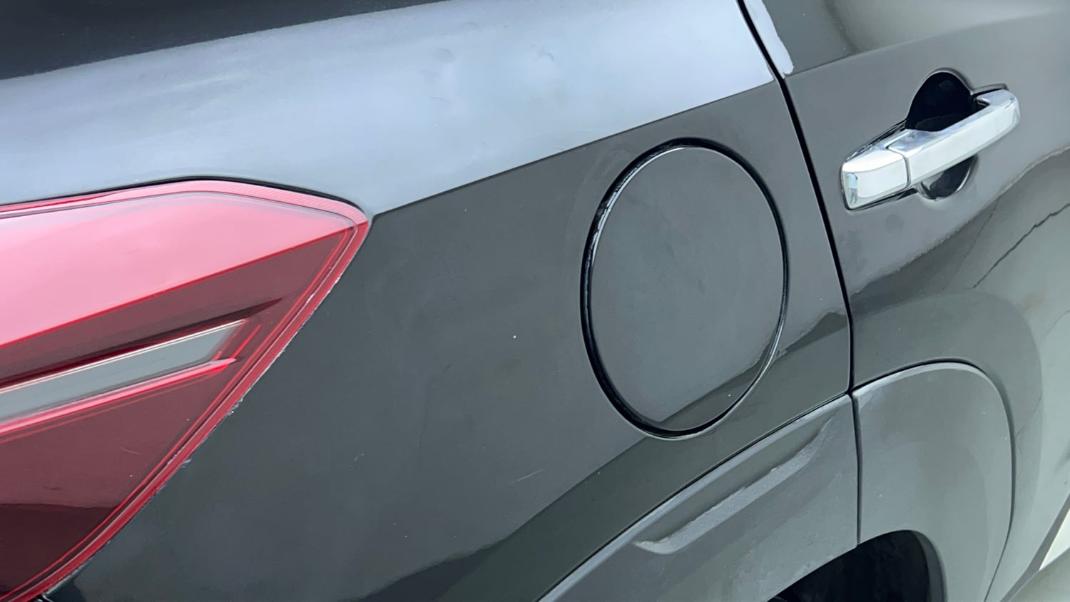 Used 2021 Nissan Magnite XV Premium Turbo (O) Petrol Manual dents MINOR SCRATCH