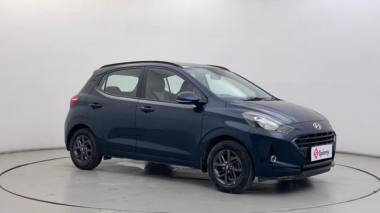 Used 2020 Hyundai Grand i10 Nios Sportz 1.2 Kappa VTVT Petrol Manual exterior RIGHT FRONT CORNER VIEW