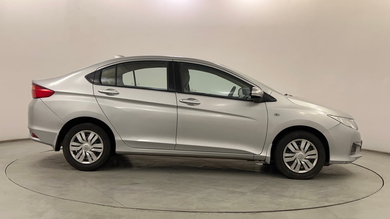 Used 2014 Honda City SV Petrol Manual exterior RIGHT SIDE VIEW