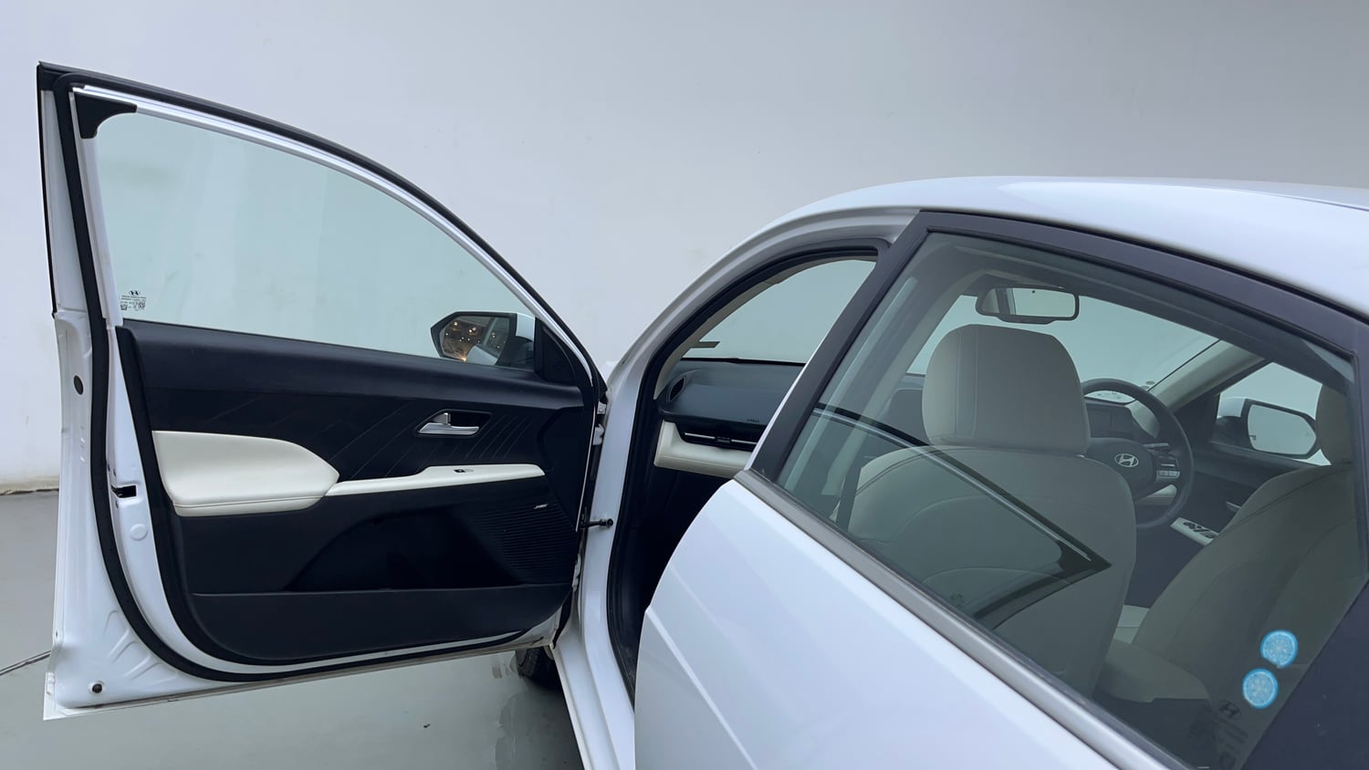 Used 2024 Hyundai Verna SX (O) 1.5 Petrol IVT Petrol Automatic interior LEFT FRONT DOOR OPEN VIEW