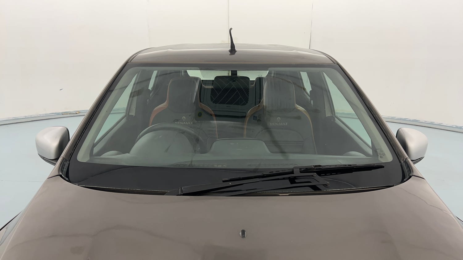 Used 2017 Renault Kwid 1.0 RXT AMT Petrol Automatic exterior FRONT WINDSHIELD VIEW