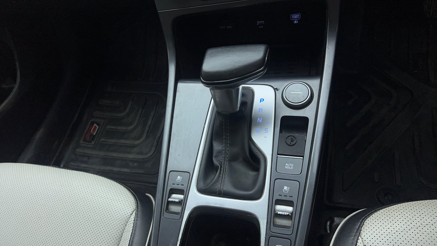 Used 2021 Hyundai Creta SX (O) 1.5 Diesel Automatic Diesel Automatic interior GEAR  KNOB VIEW