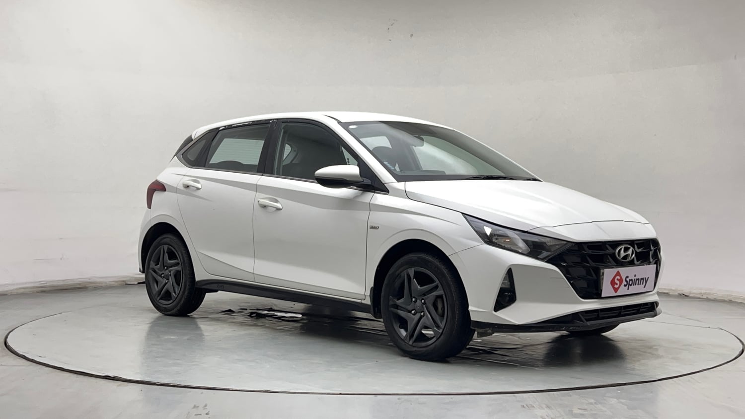 Used 2022 Hyundai i20 Sportz 1.2 IVT Petrol Automatic exterior RIGHT FRONT CORNER VIEW