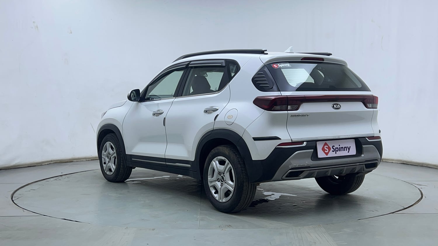 Used 2021 Kia Sonet HTX 1.5 Diesel Manual exterior LEFT REAR CORNER VIEW