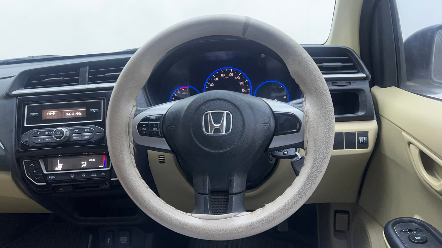 Used 2017 Honda Amaze 1.2 S i-VTEC Petrol Manual interior STEERING VIEW