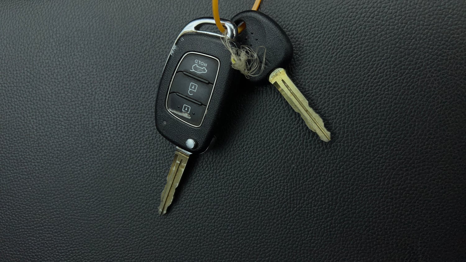 Used 2022 Hyundai i20 Sportz 1.2 IVT Petrol Automatic extra CAR KEY VIEW