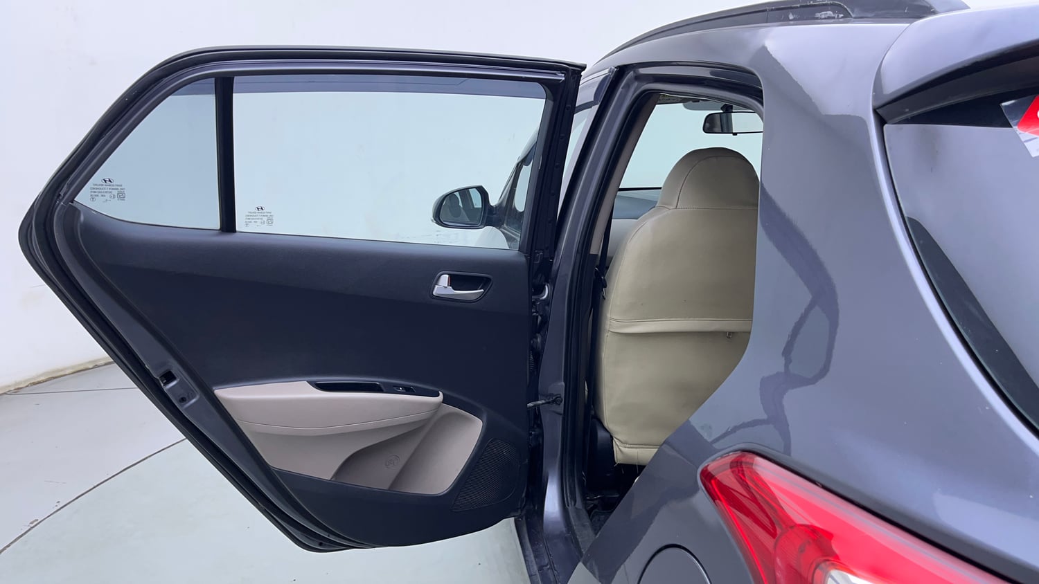 Used 2018 Hyundai Grand i10 Asta 1.2 Kappa VTVT Petrol Manual interior LEFT REAR DOOR OPEN VIEW