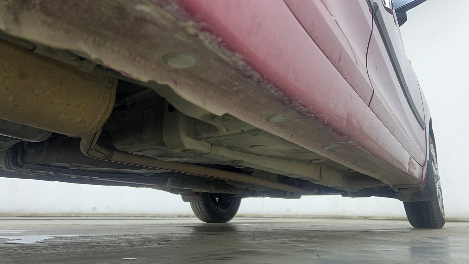Used 2016 Hyundai Eon Magna + Petrol Manual extra REAR RIGHT UNDERBODY VIEW