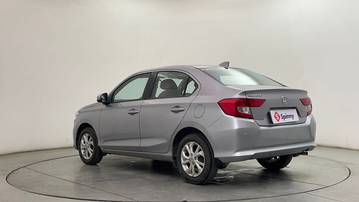 Used 2019 Honda Amaze 1.2 V MT Petrol Petrol Manual exterior LEFT REAR CORNER VIEW