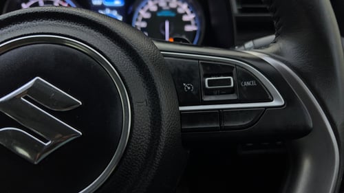 Used 2024 Maruti Suzuki XL6 Alpha AT Petrol Petrol Automatic top_features Cruise control