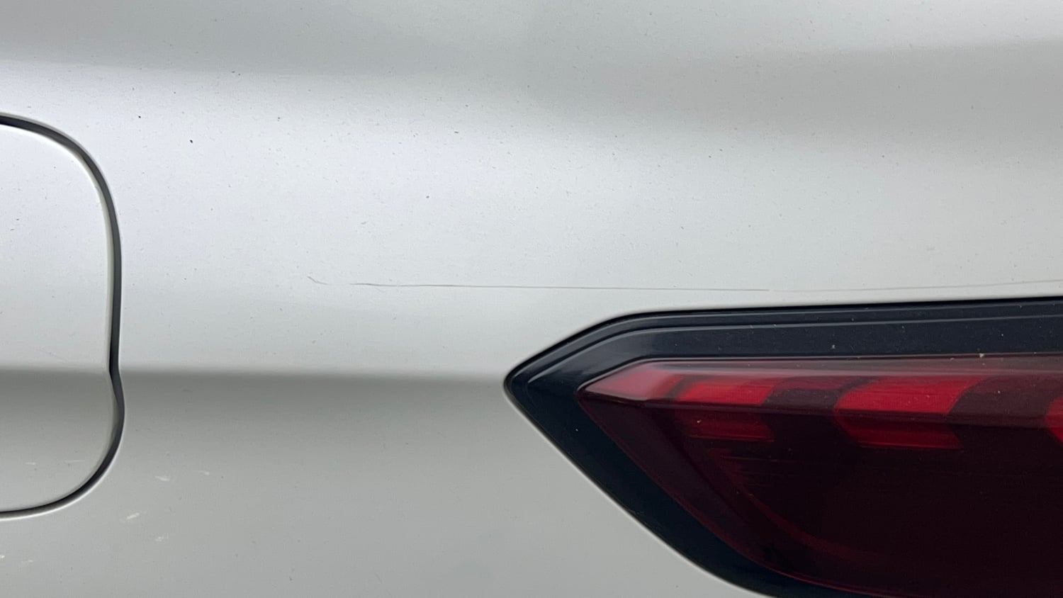 Used 2022 Honda City V Petrol Petrol Manual dents MINOR SCRATCH