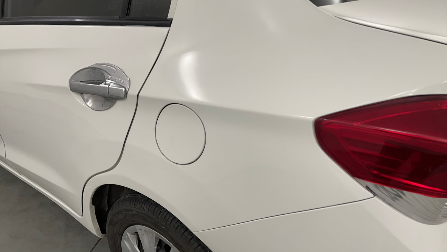 Used 2014 Honda Amaze 1.2 S i-VTEC Petrol Manual dents MINOR DENT