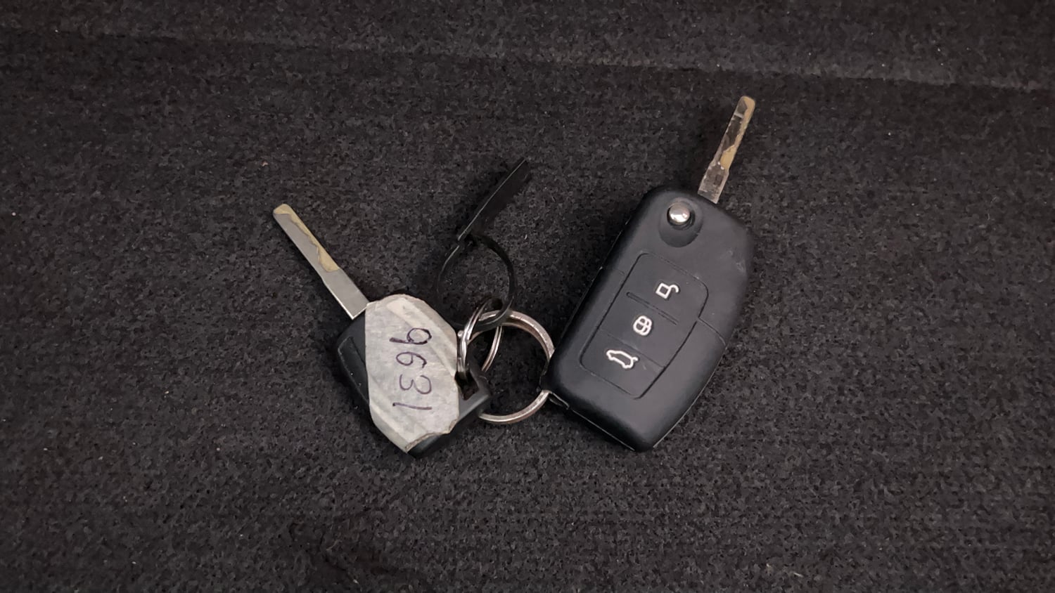 Used 2015 Ford EcoSport Titanium 1.5 Ti-VCT Petrol Manual extra CAR KEY VIEW