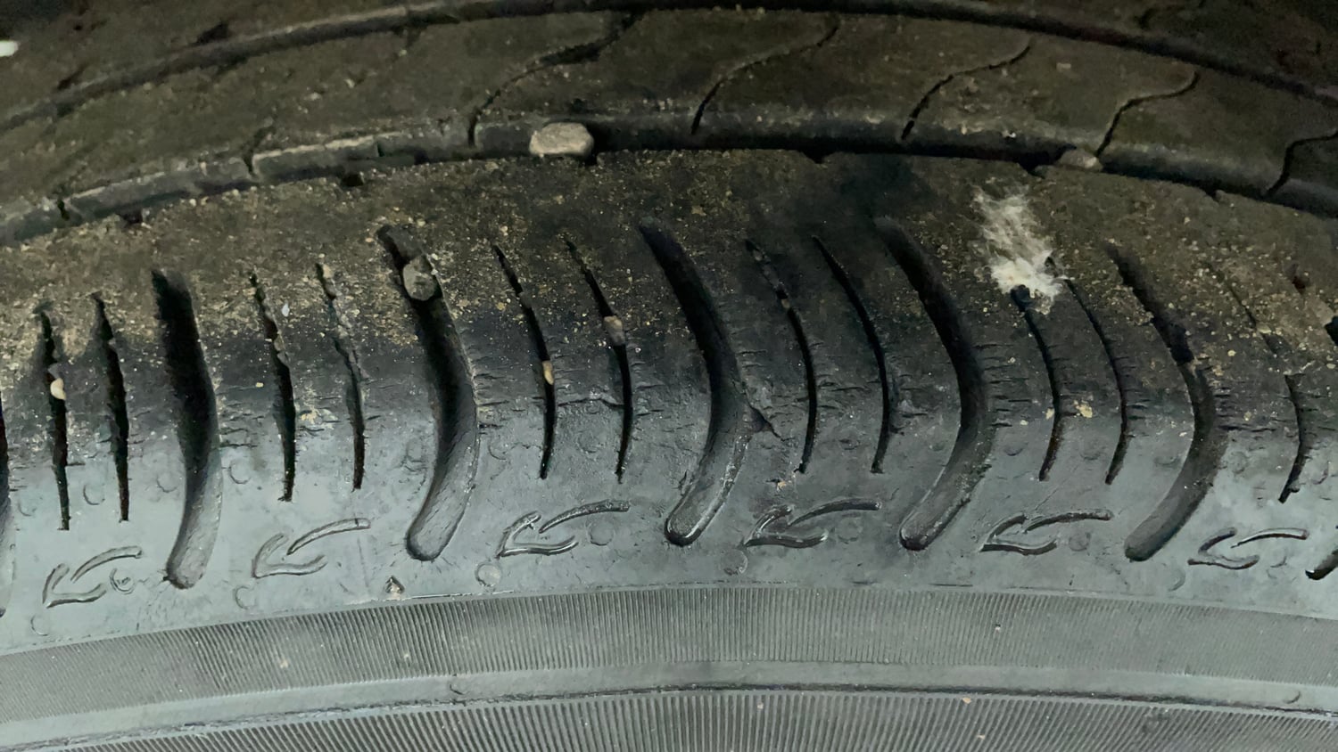 Used 2023 Honda Amaze VX MT 1.2 Petrol Petrol Manual tyres RIGHT REAR TYRE TREAD VIEW