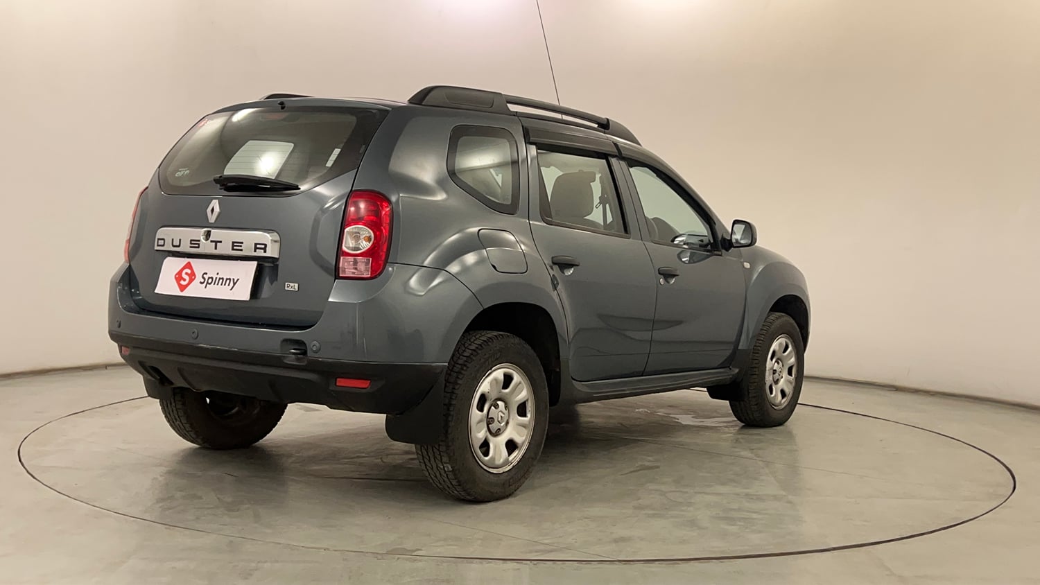Used 2013 Renault Duster RxL Petrol Petrol Manual exterior RIGHT REAR CORNER VIEW